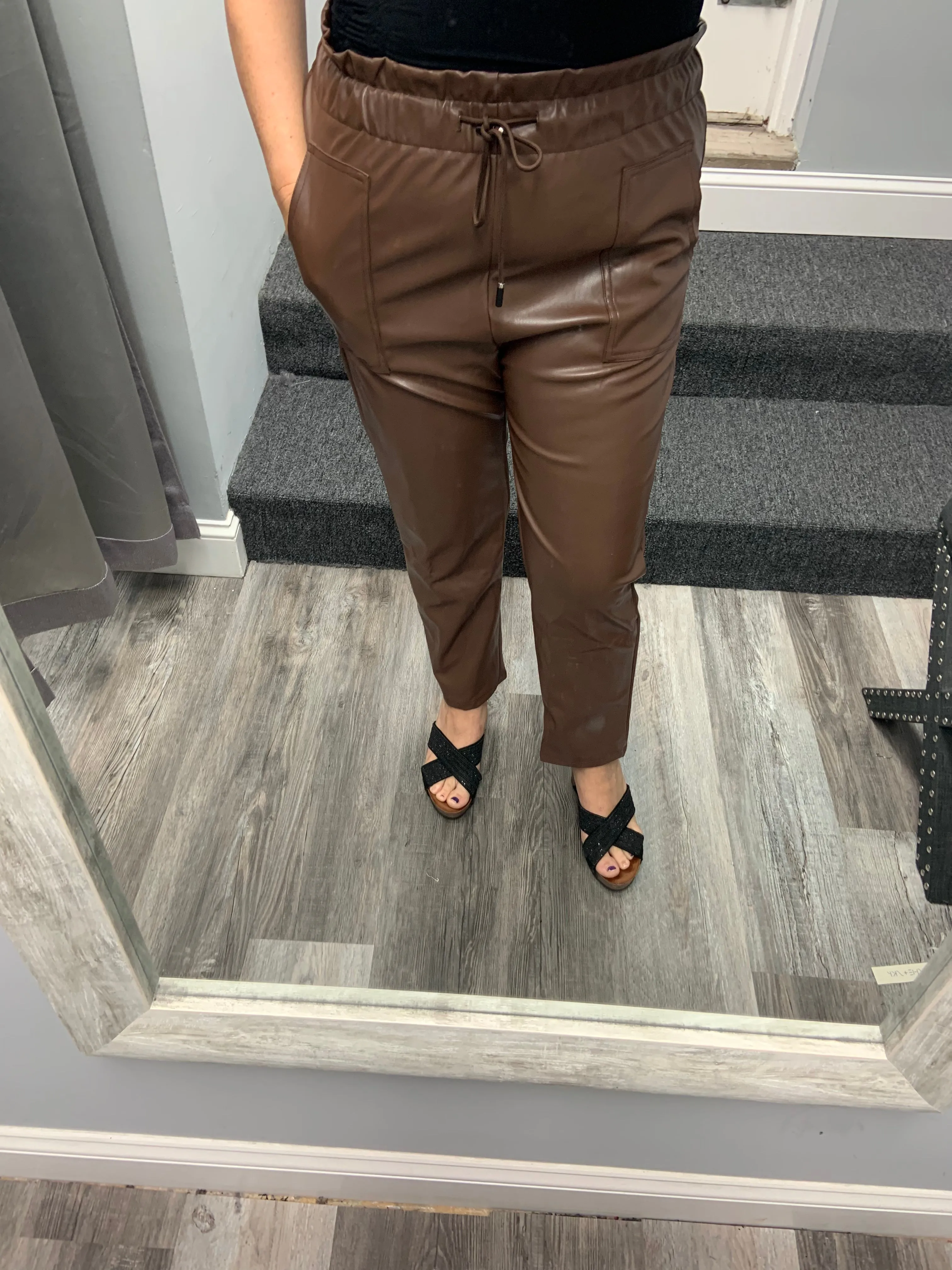 FAUX LEATHER CARGO PANTS WITH POCKETS - BLACK OR BROWN