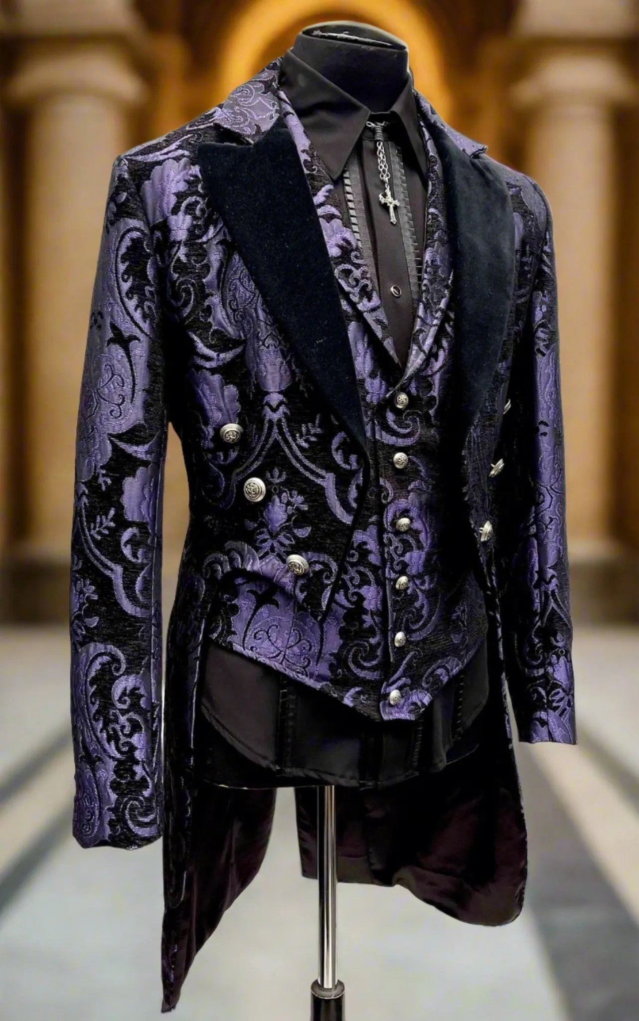 VICTORIAN TAILCOAT - PURPLE/BLACK TAPESTRY