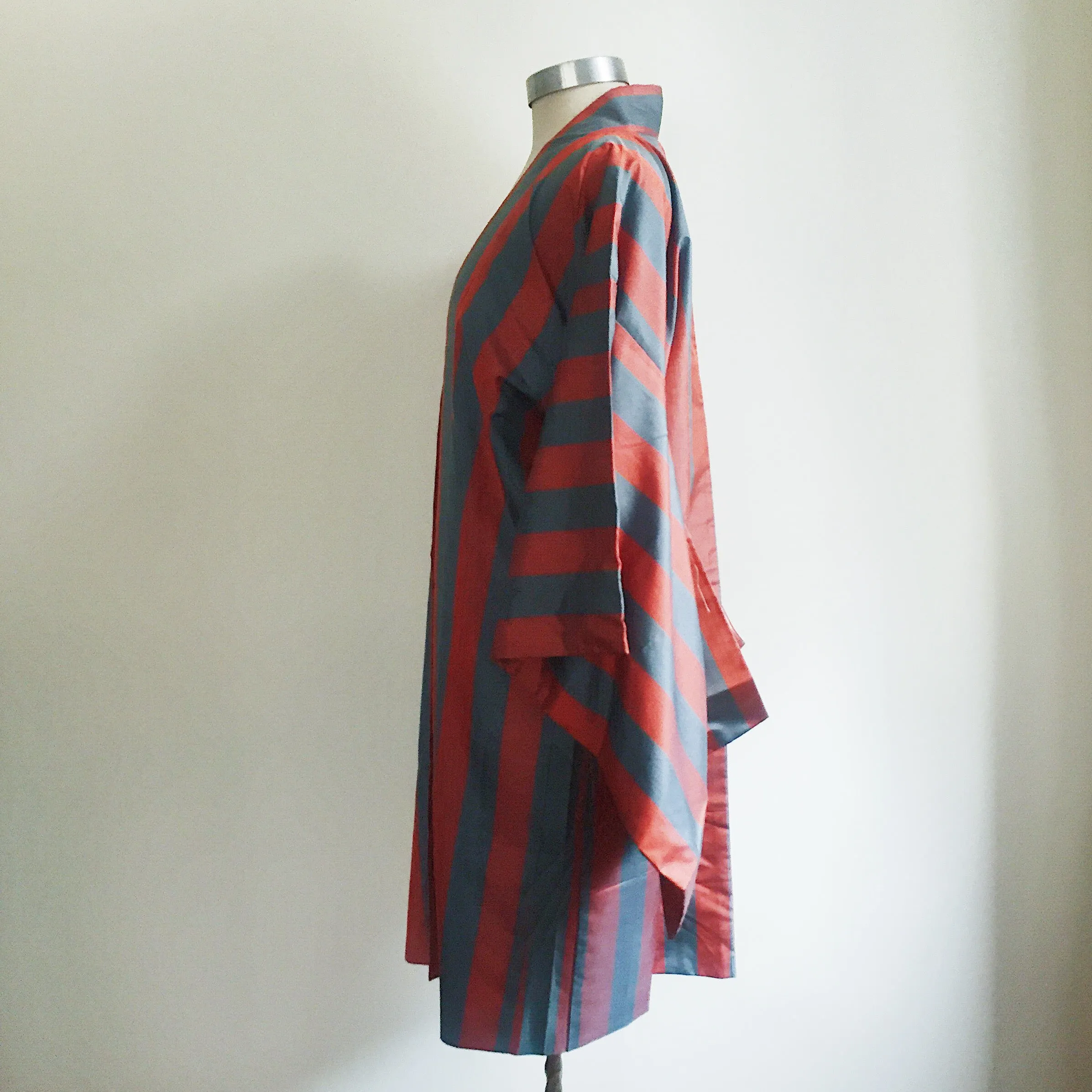 Vintage Kimono Haori Jacket - Orange / Blue Retro Stripe