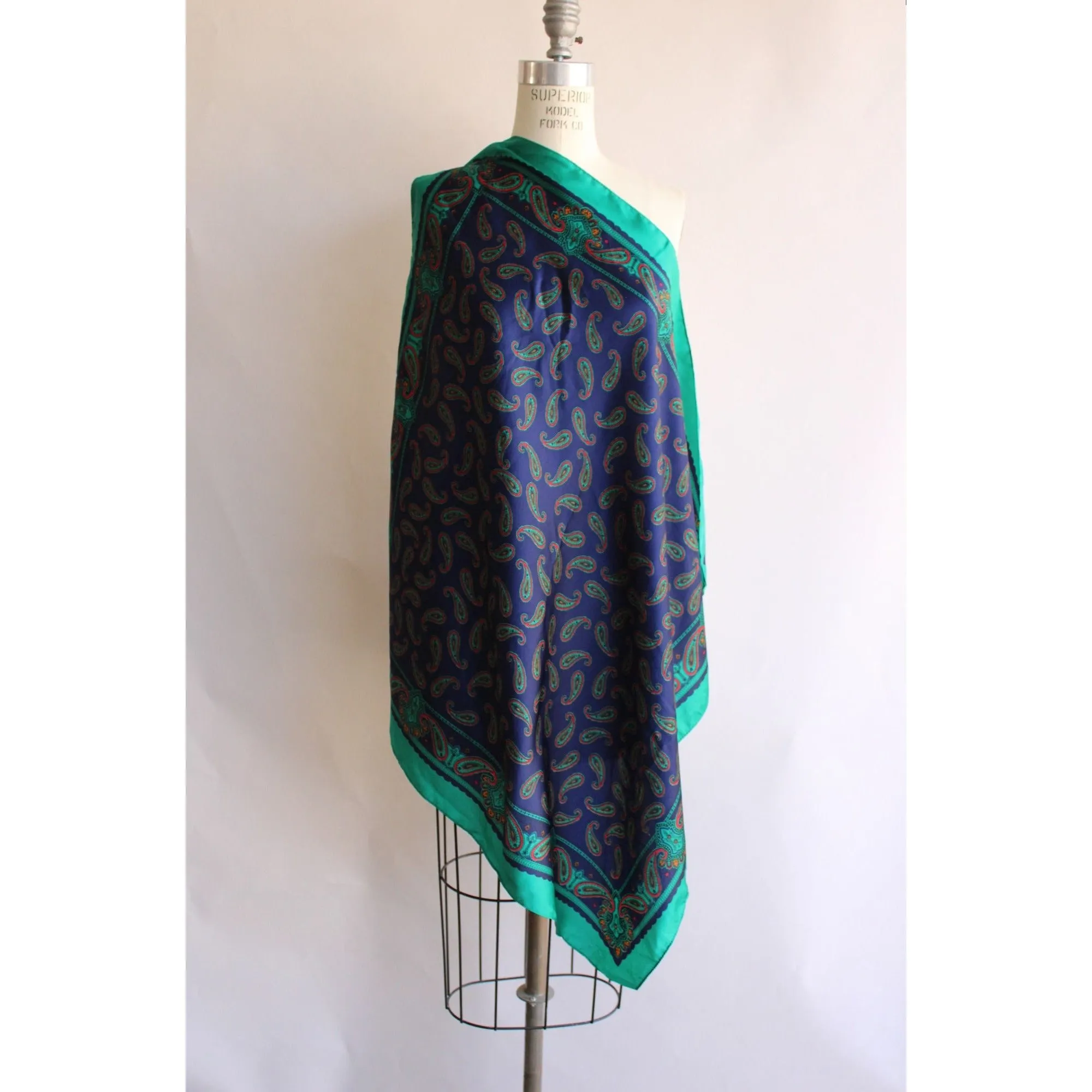 Vintage Paisley Print Scarf