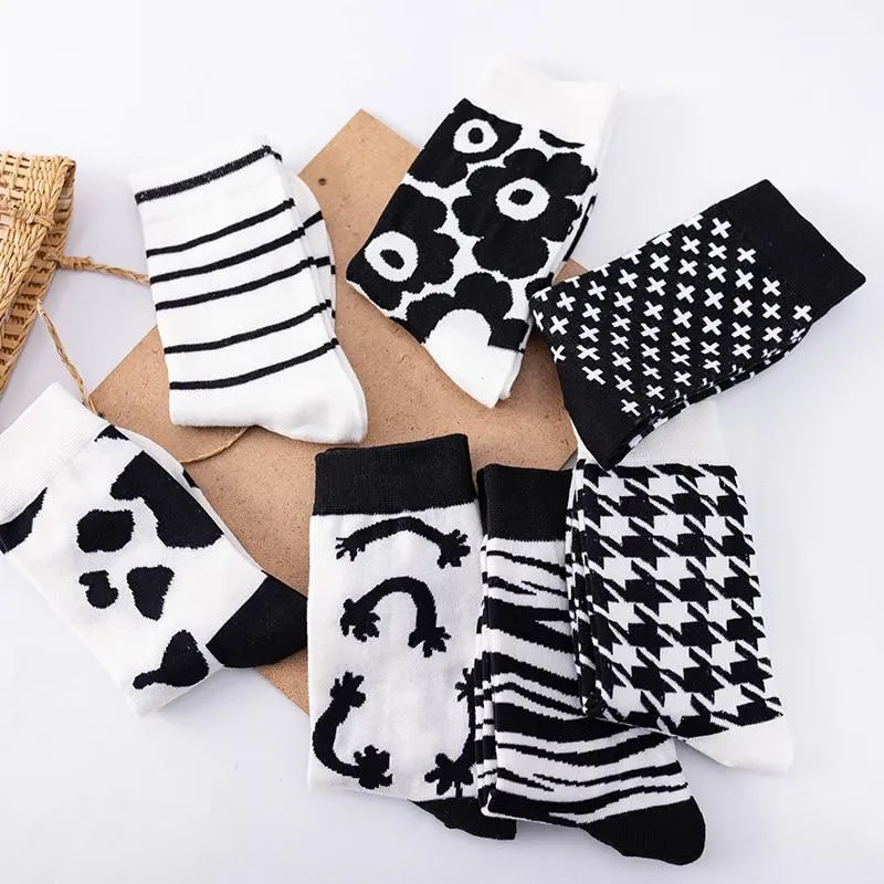 Women Skateboard Socks Cool Hip Hop Women Socks Streetwear Socks